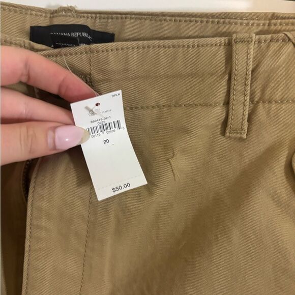 Banana Republic AUTHENTIC CHINO SHORT size 20 NWT BUNDLE OF 2 - Picture 8 of 9